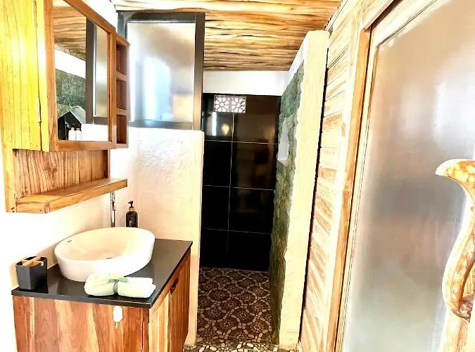 Kalamanthana Bali - Nature With Modern Comfort Ferienhaus Selat